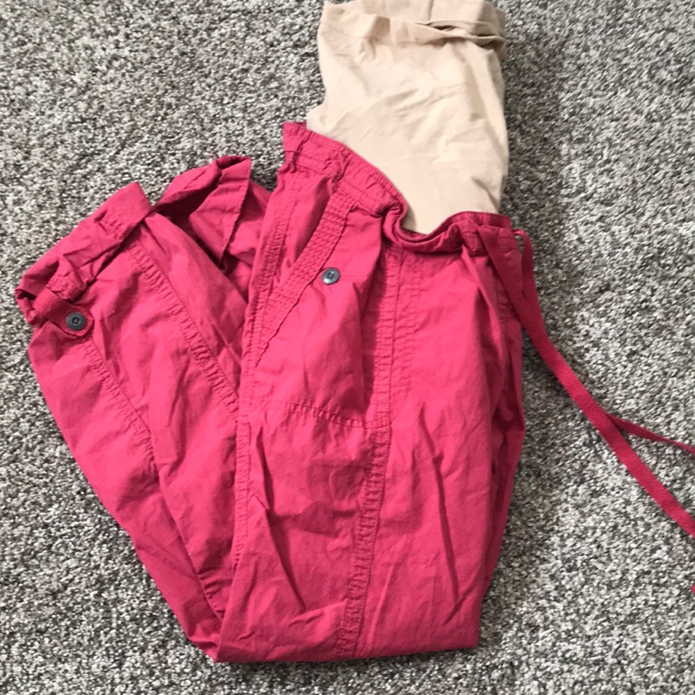 Maternity pink/red Capri pant
